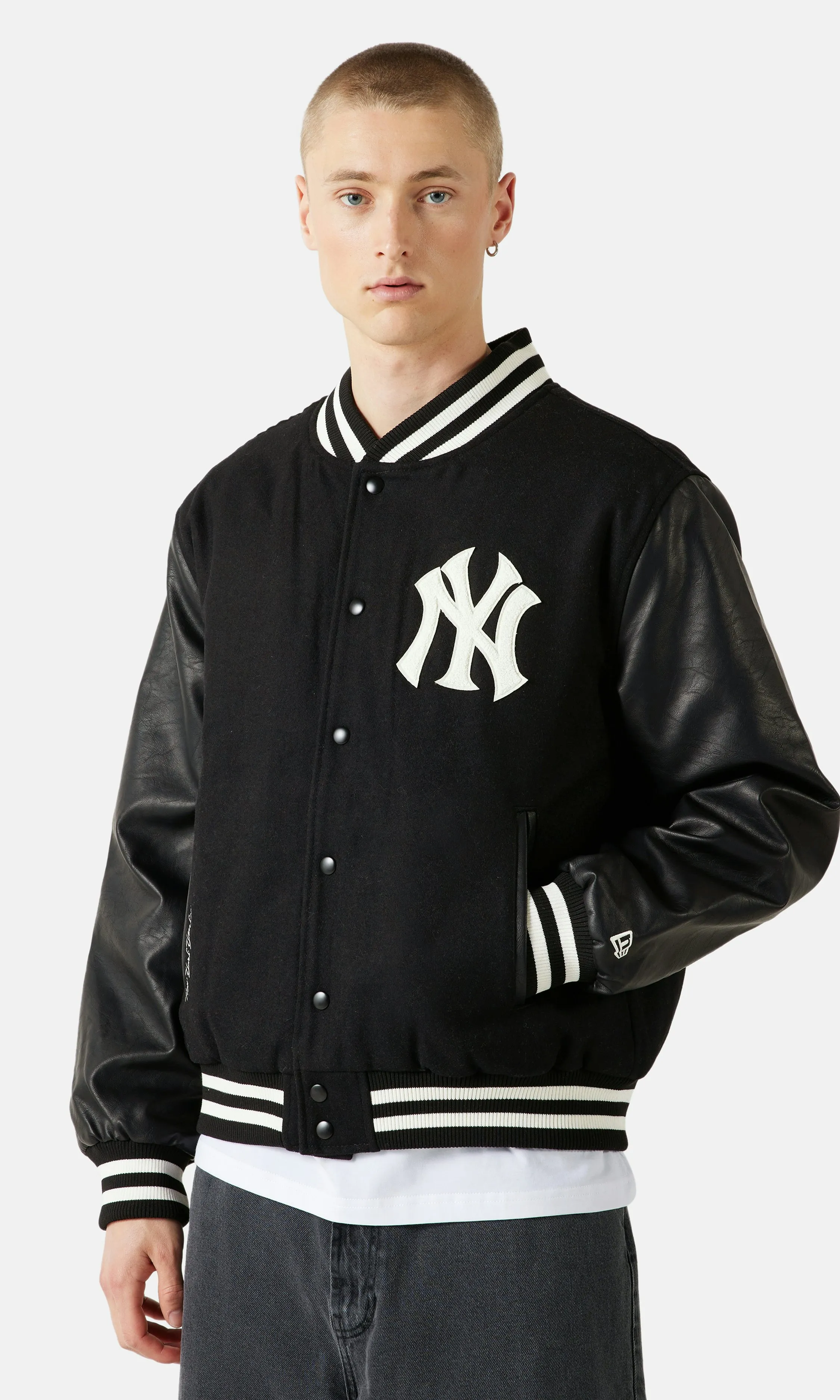 New ERA MLB World Series Varsity Jacket Black | Unisex | Junkyard