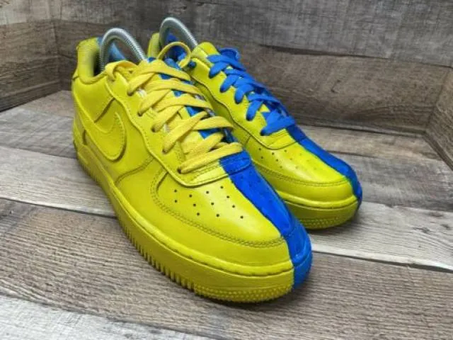 Nike Air Force 1 Low UKRAINE FLAG DH2920-111 Youth Sz 6....