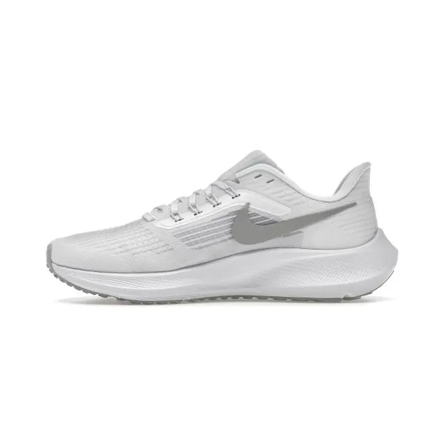 Nike Women's Air Zoom Pegasus 39 (White Pure Platinum/ W...