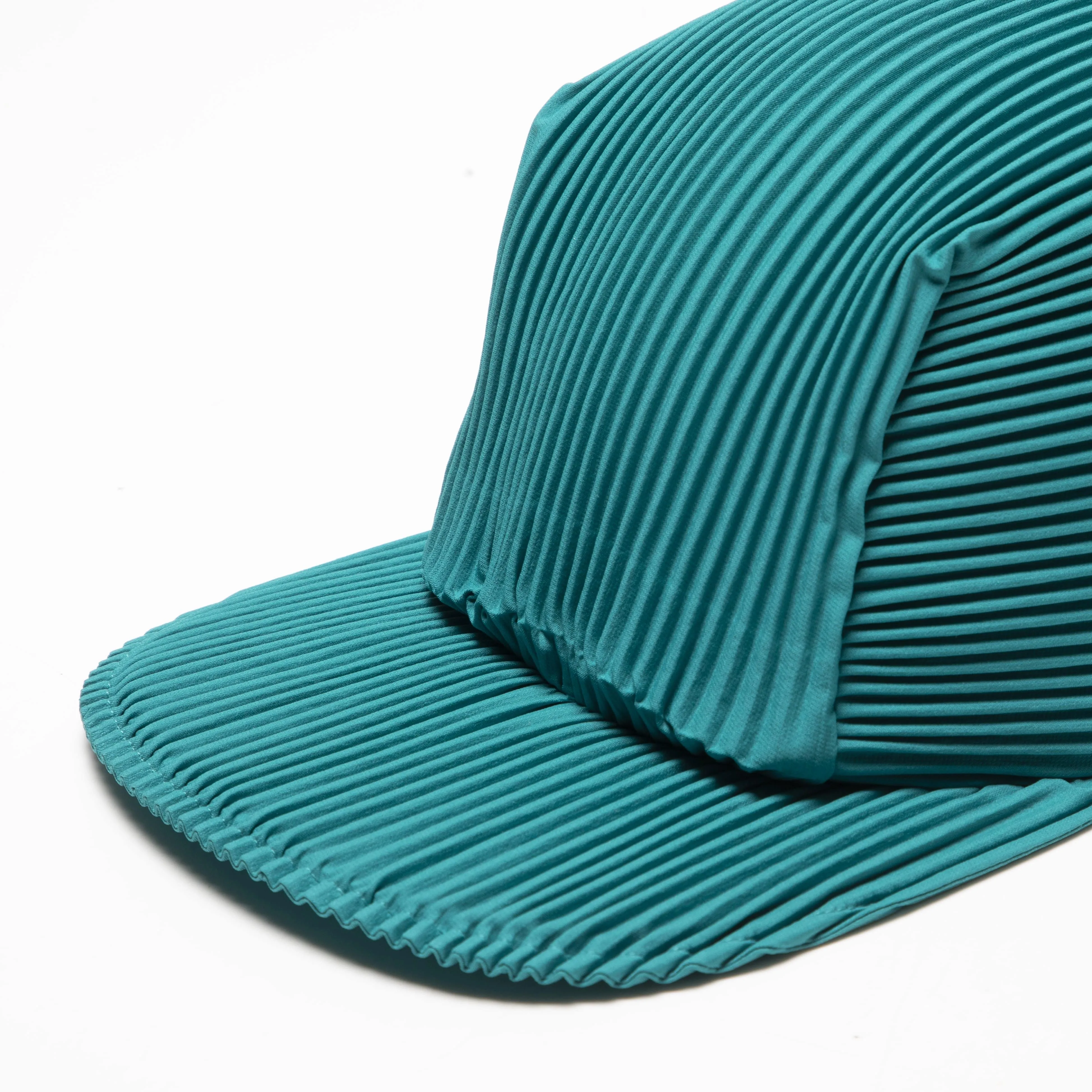 Pleats Cap Green