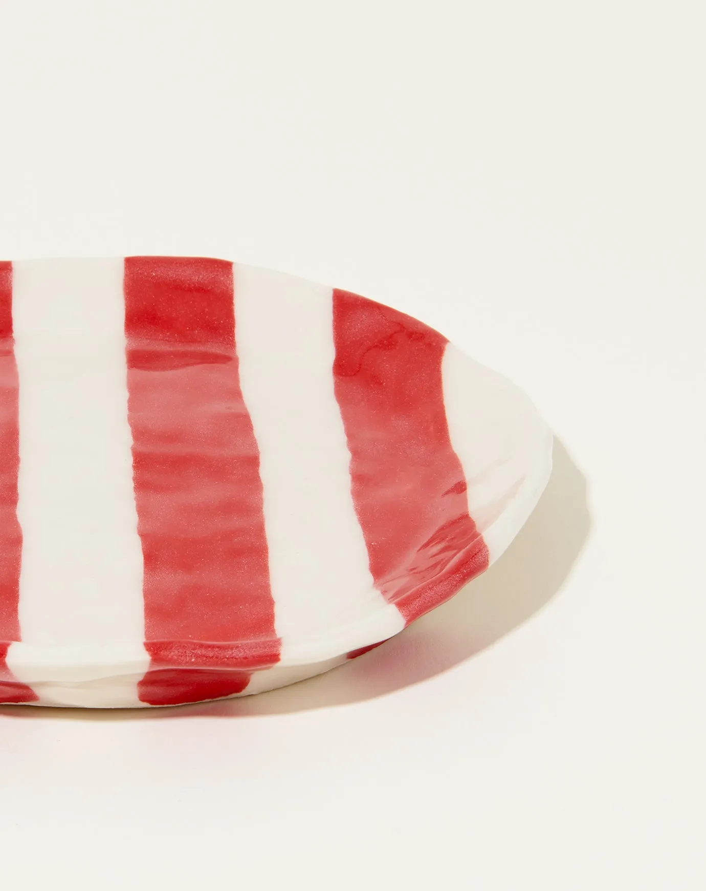 Ribbon Plate in Red